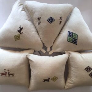 PILLOW FACE PATTERN